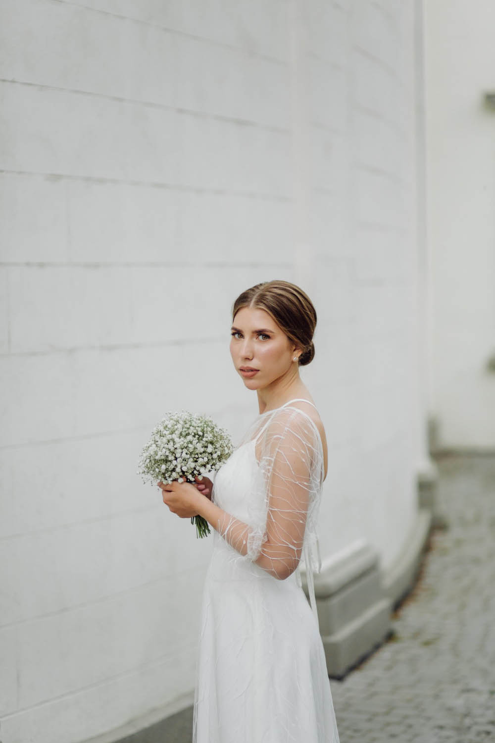 Elegant young woman fashionable